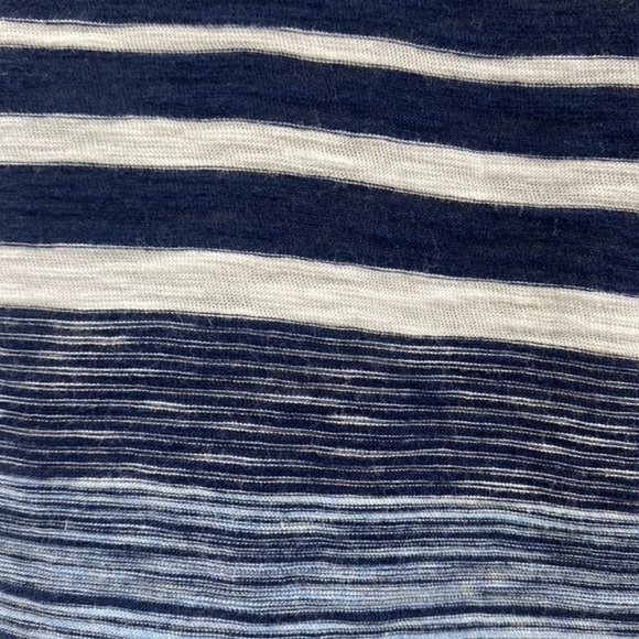 Gap Blue Tones Striped Shirt Size Medium - Picture 5 of 8